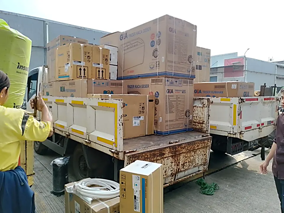 Dokumentasi Pengiriman Unit PT Refcon Polar Nusaindo 5